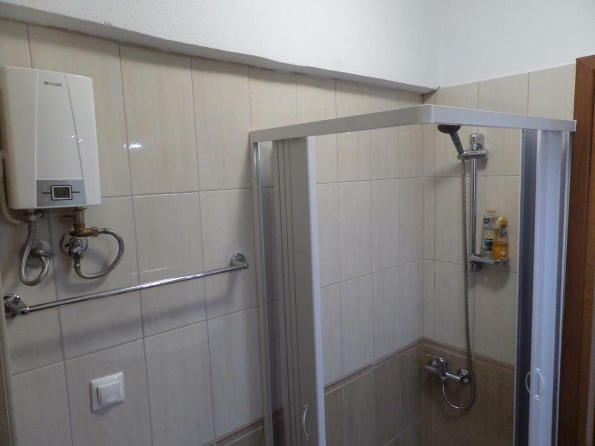 Dimitris Studio Apartment Ioannina Exterior photo